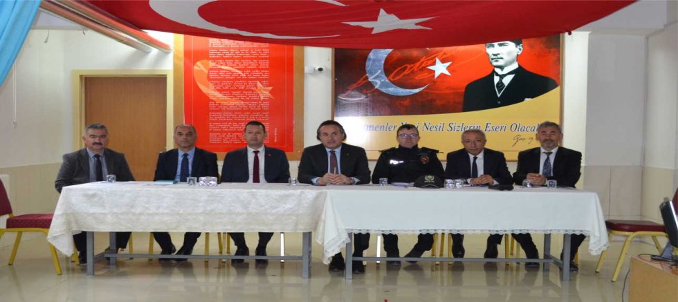 BOR KAYMAKAMI GÖKHAN GÖRGÜLÜARSLAN MAHALLE TOPLANTILARINA DEVAM EDİYOR