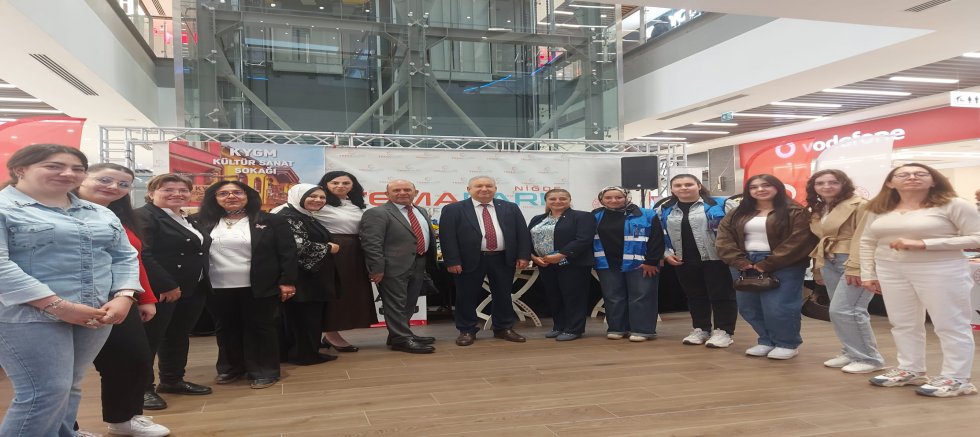 NİĞDE’DE GENÇLERDEN KÜLTÜR VE SANAT SERGİSİ