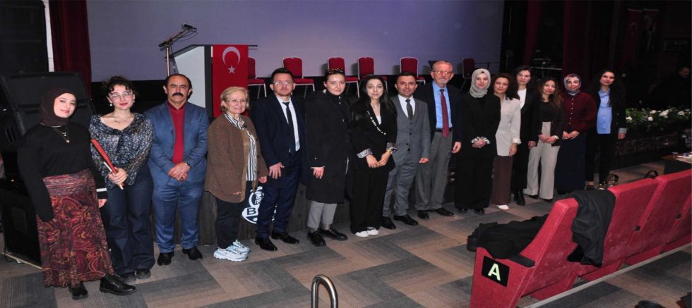 PROF. DR BÜLENT YILMAZ BOR’DA KÜTÜPHANECİLERLE BİR ARAYA GELDİ