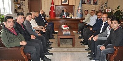 Almanya’dan Dönen Öğrencilerden Yaşar’a Ziyaret