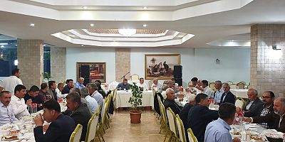 KAYMAKAM MUHTARLARLA İFTARDA BULUŞTU