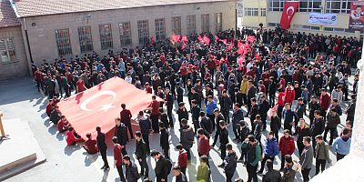 Lise öğrencilerinden ‘Afrin’e’ destek