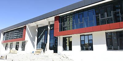 NİĞDE’YE YAPILAN MODERN ENSTİTÜ BİNASINDA SONA GELİNDİ