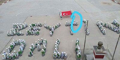 Öğrencilerden Afrin’e Tam Destek 