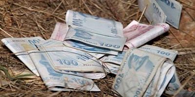 Örnek Vatandaş Bulduğu Parayı Polise Teslim Etti