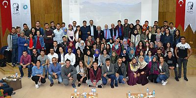 Üniversitede Orta Torosların Jeomorfolojisi anlatıldı