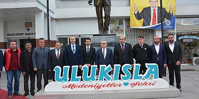 Vali Şimşek, Ulukışla ve Çiftehan ’da Vatandaşlarla Buluştu 